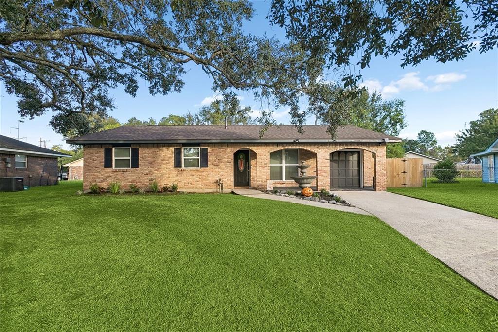 Single family home for sale at 103 Bernay Dr, Slidell, LA 70458 | MLS# 2577818