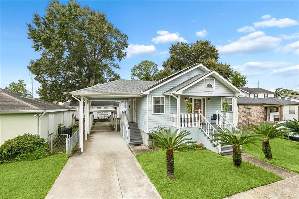 Photo 2 of Single family home for sale at 8410 Edinburgh St, New Orleans, LA 70118 | MLS# 2575435 | Listing updated on 2026-10-10