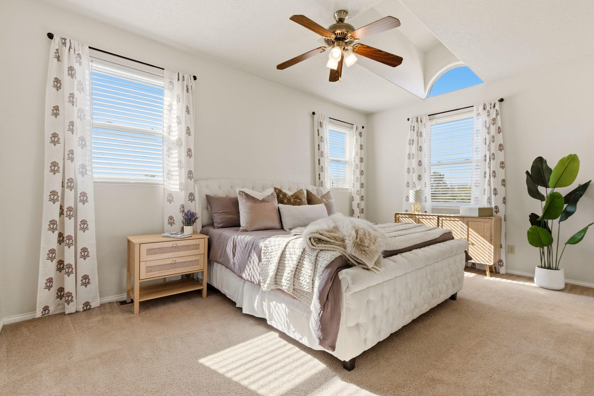 Photo 2 of Sale Pending at 1235 8th Street Nw #B, Albuquerque, NM 87102 | MLS# 1112340 | Listing updated on 2026-10-21