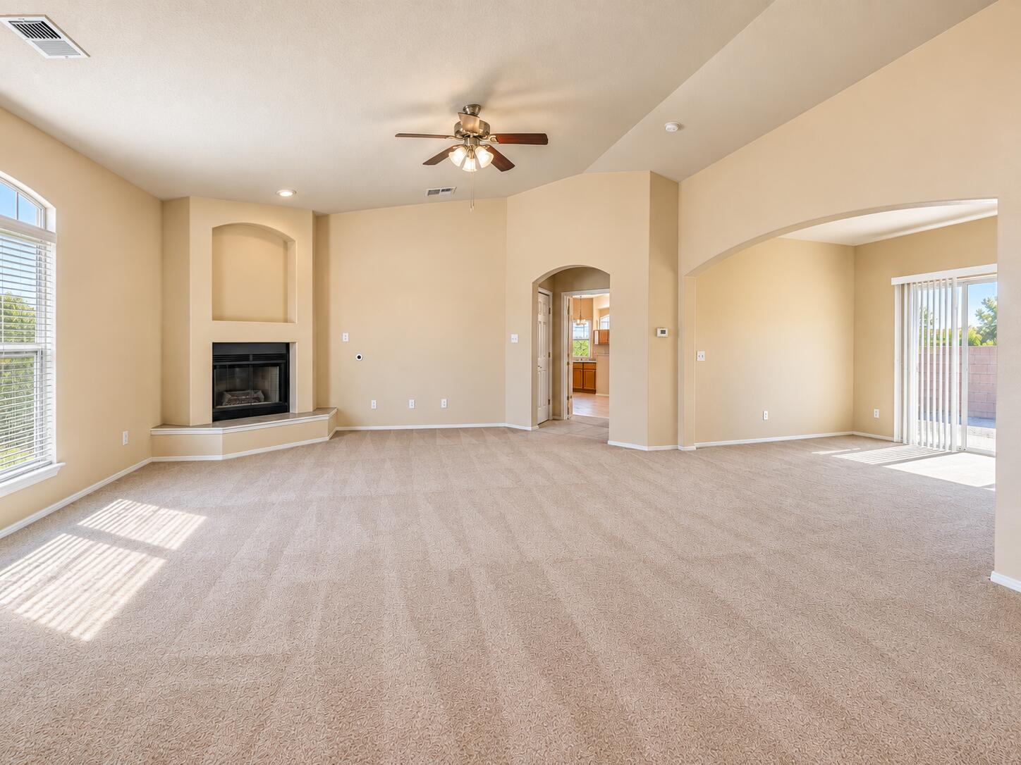 Photo 4 of Single family home for sale at 5520 Payson Ct NW, Albuquerque, NM 87120 | MLS# 1112391 | Listing updated on 2026-10-21