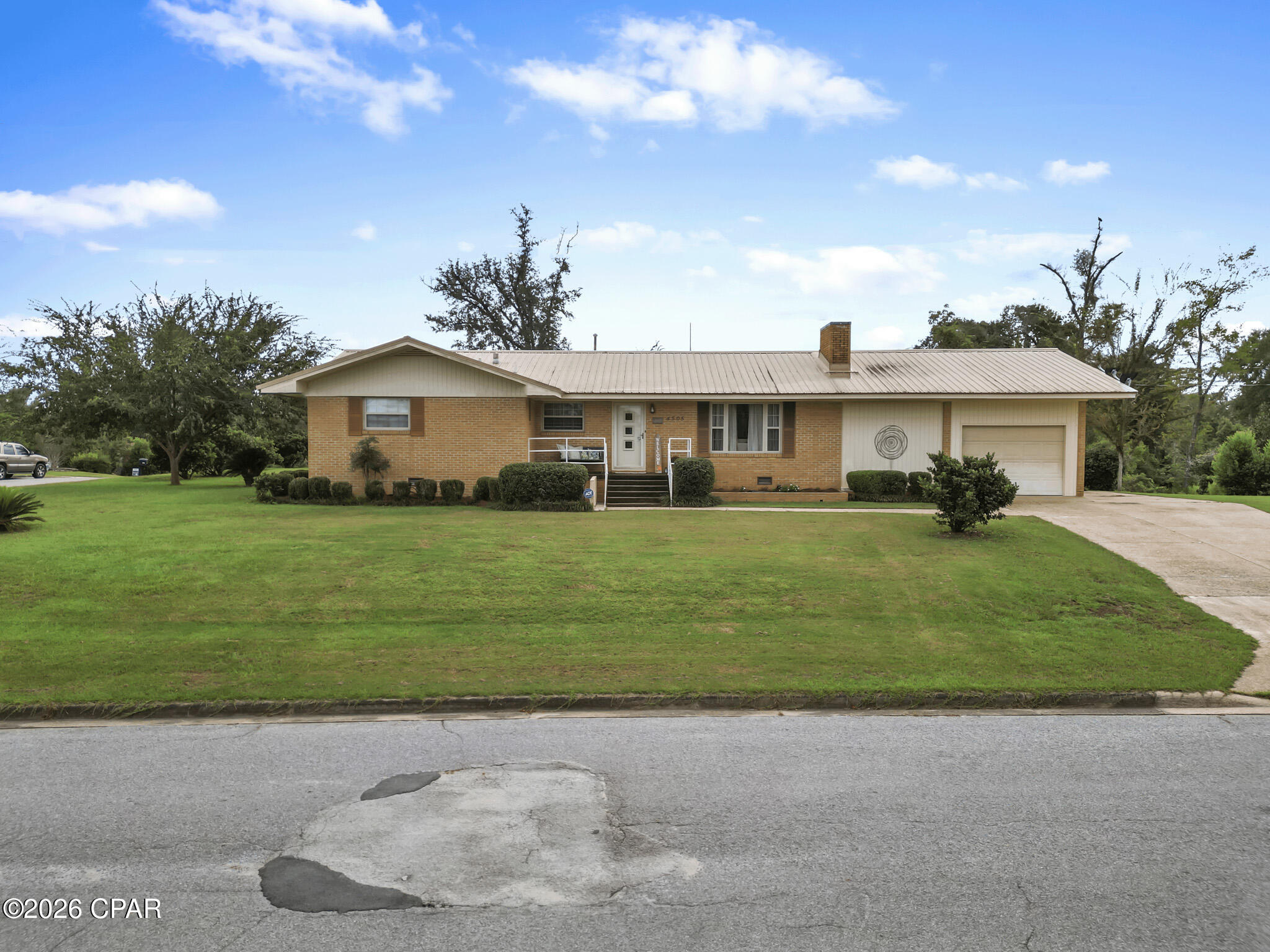 Photo 1 of Single family home for sale at 4505 Davis St, Marianna, FL 32446 | MLS# 796505 | Listing updated on 2026-10-14