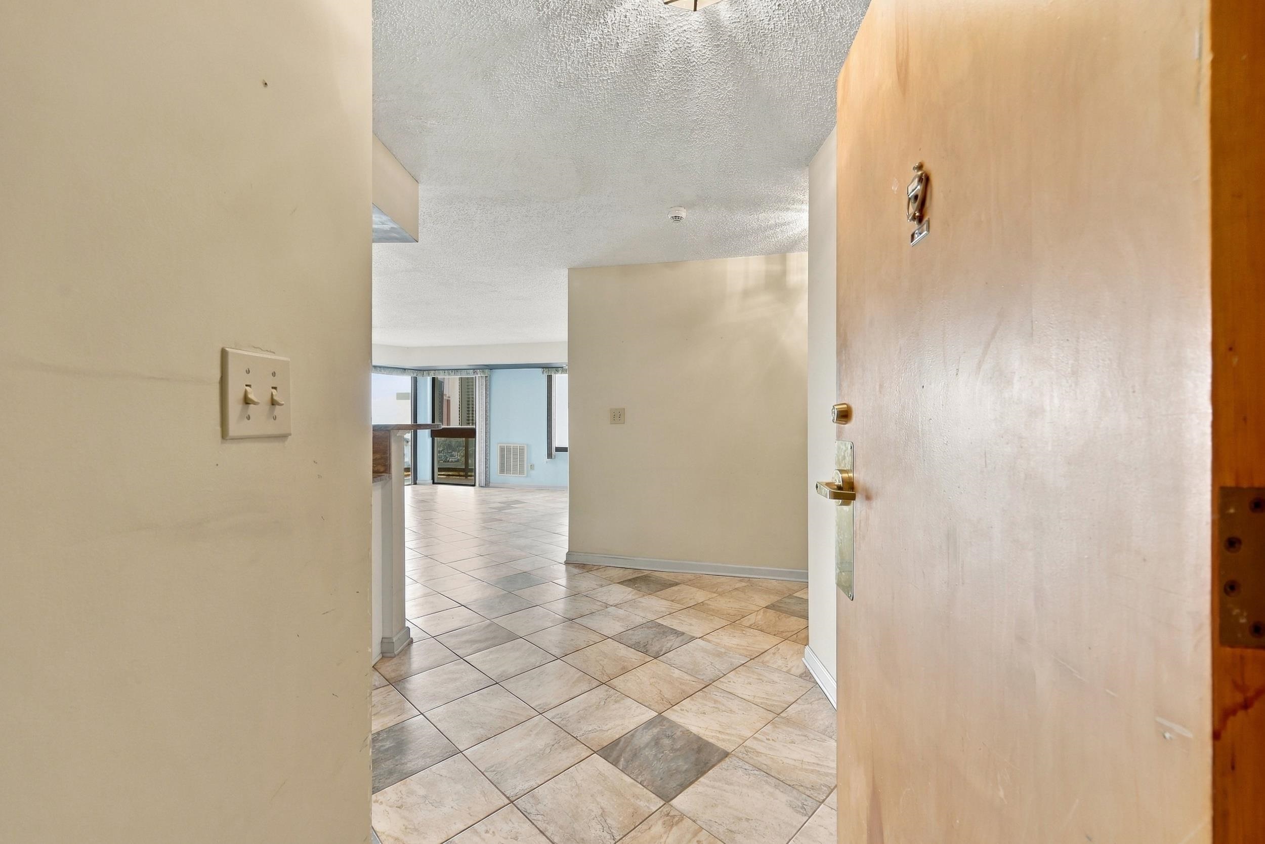 Photo 1 of Condo for sale at 400 20th Avenue N #604, Myrtle Beach, SC 29577 | MLS# 2625255 | Listing updated on 2026-10-18