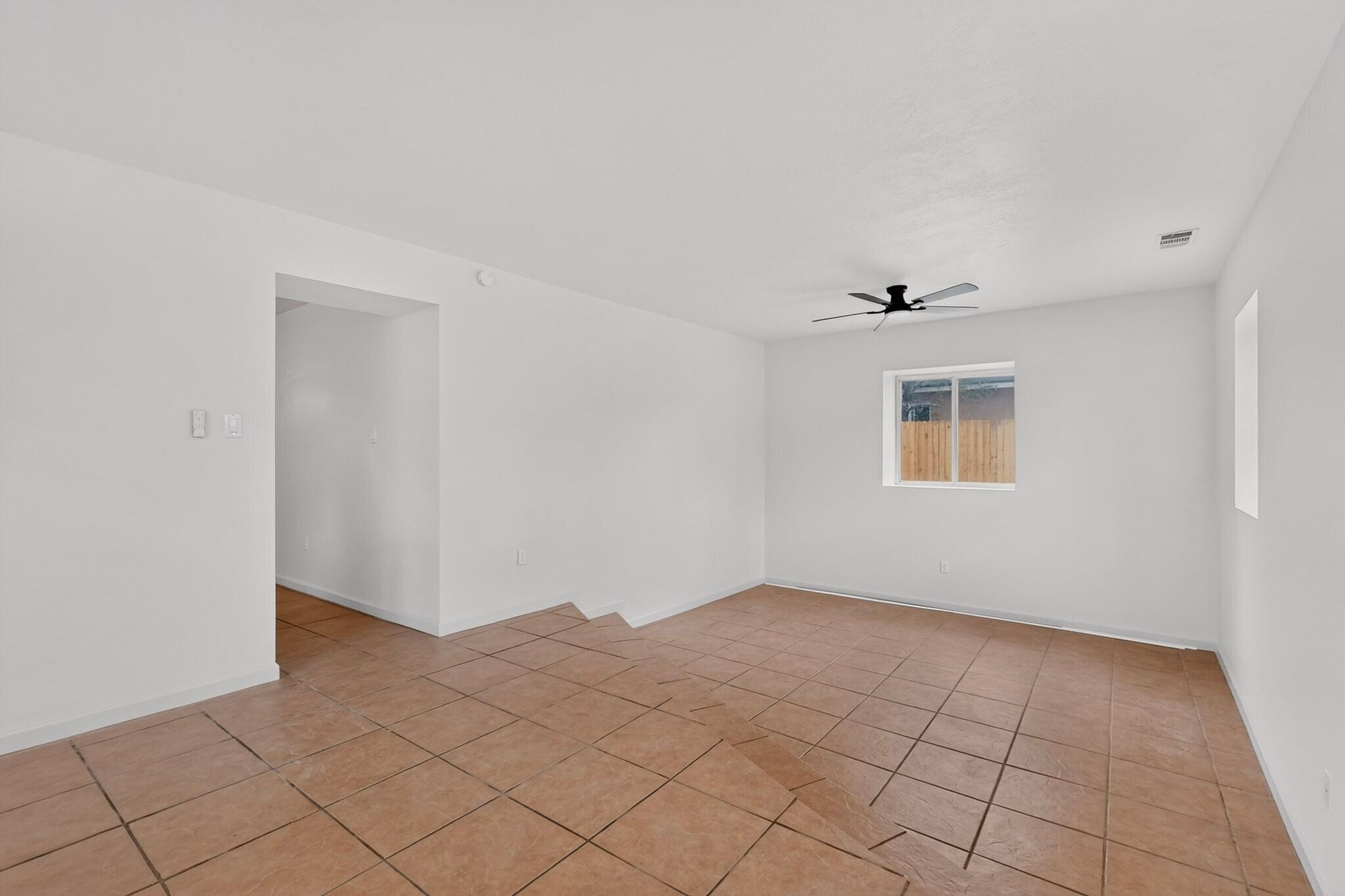 Photo 4 of Single family home for sale at 2712 Zickert Rd NW, Albuquerque, NM 87104 | MLS# 1112551 | Listing updated on 2026-10-21