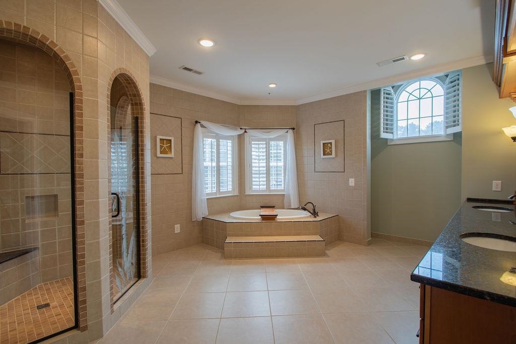 2625532 | Photo 79