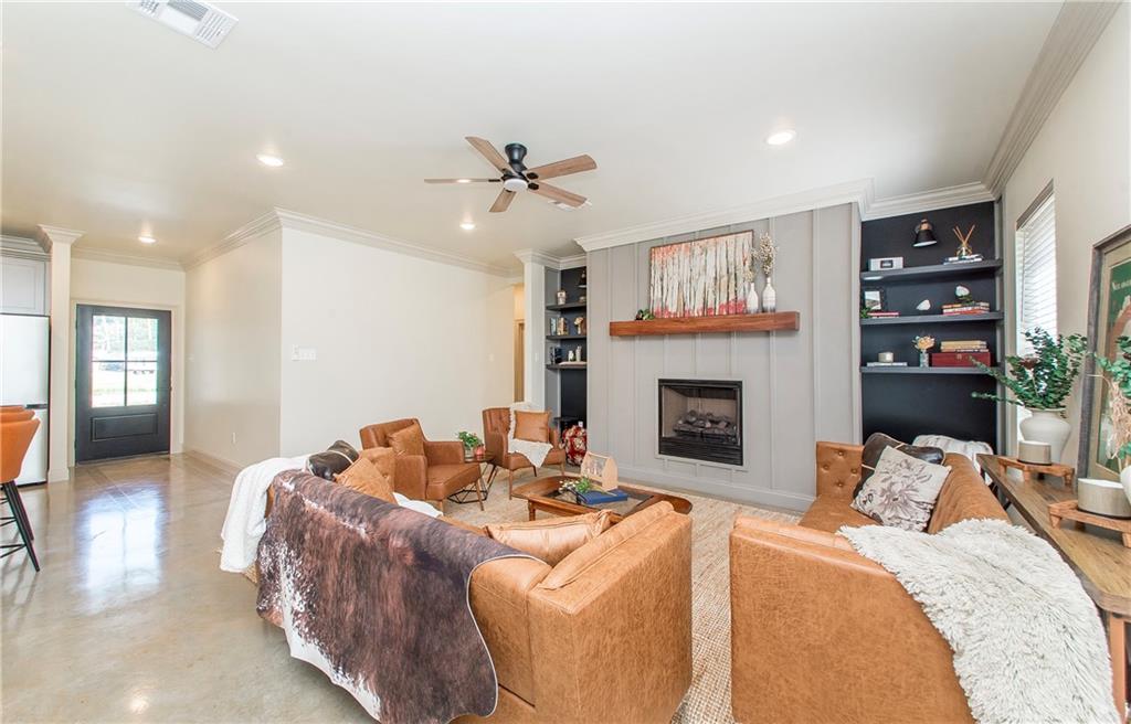 Photo 2 of Single family home for sale at 21278 Weinberger Rd, Ponchatoula, LA 70454 | MLS# 2582234 | Listing updated on 2026-10-19