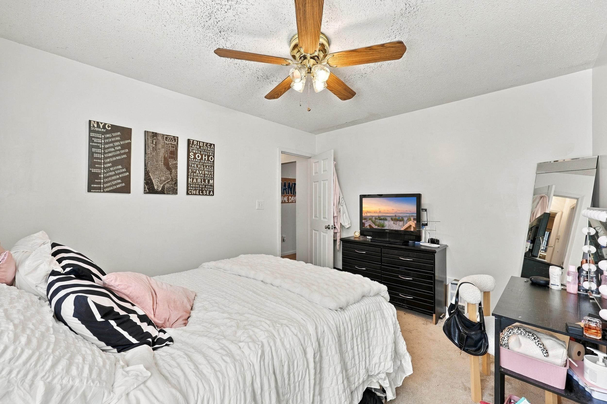 2626041 | Photo 28