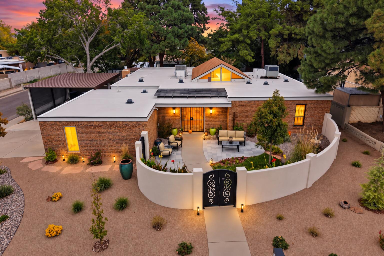 7401 Arroyo Del Oso Avenue NE