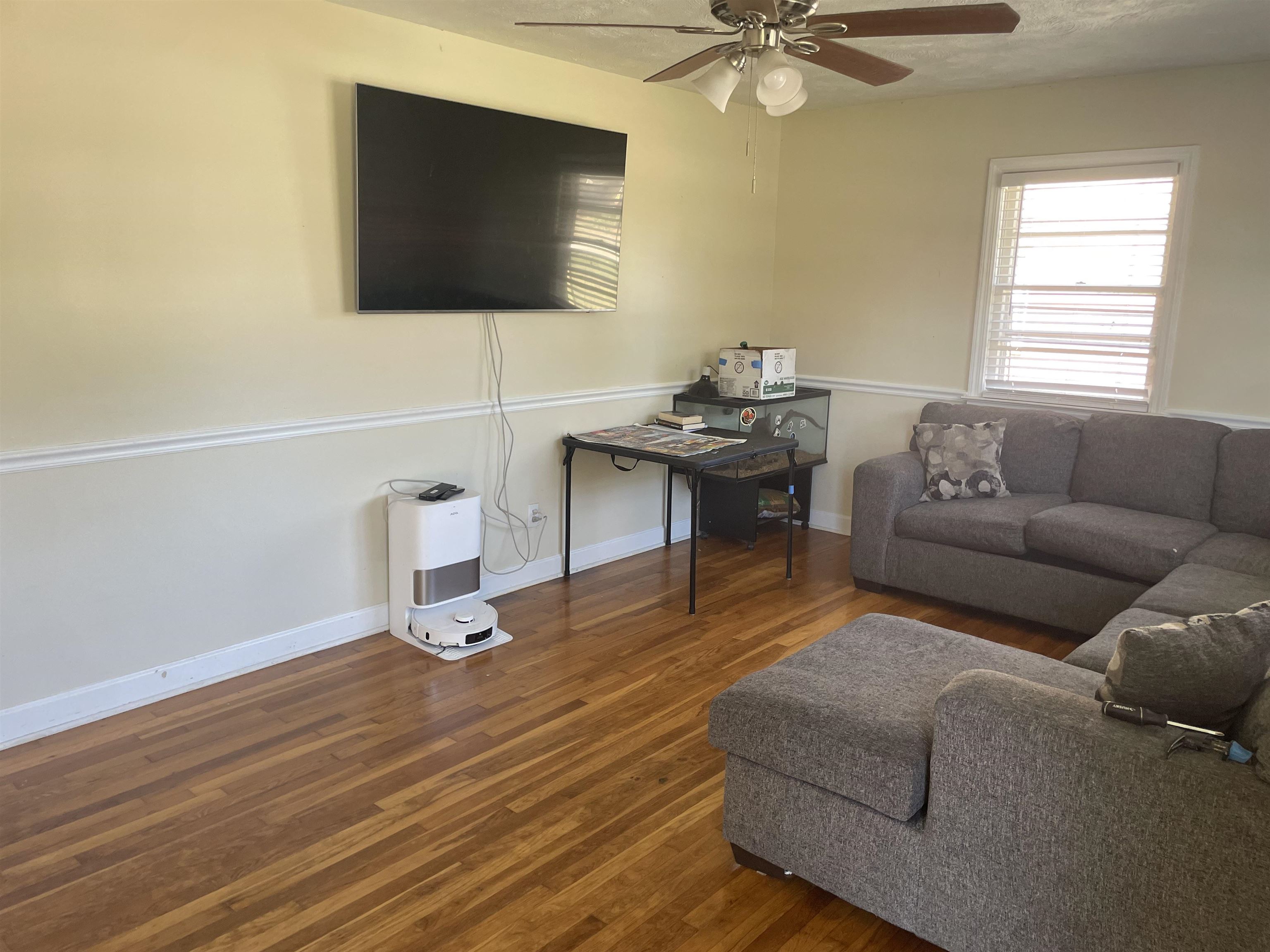 Photo 2 of Single family home for sale at 807 Myrtle St, Mullins, SC 29574 | MLS# 2626139 | Listing updated on 2026-10-26