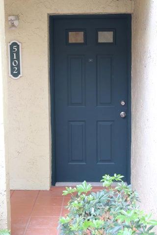 Homes for sale in West Palm Beach, FL | 5102 Glenmoor Dr, West Palm Beach, FL 33409 | MLS# R10233359