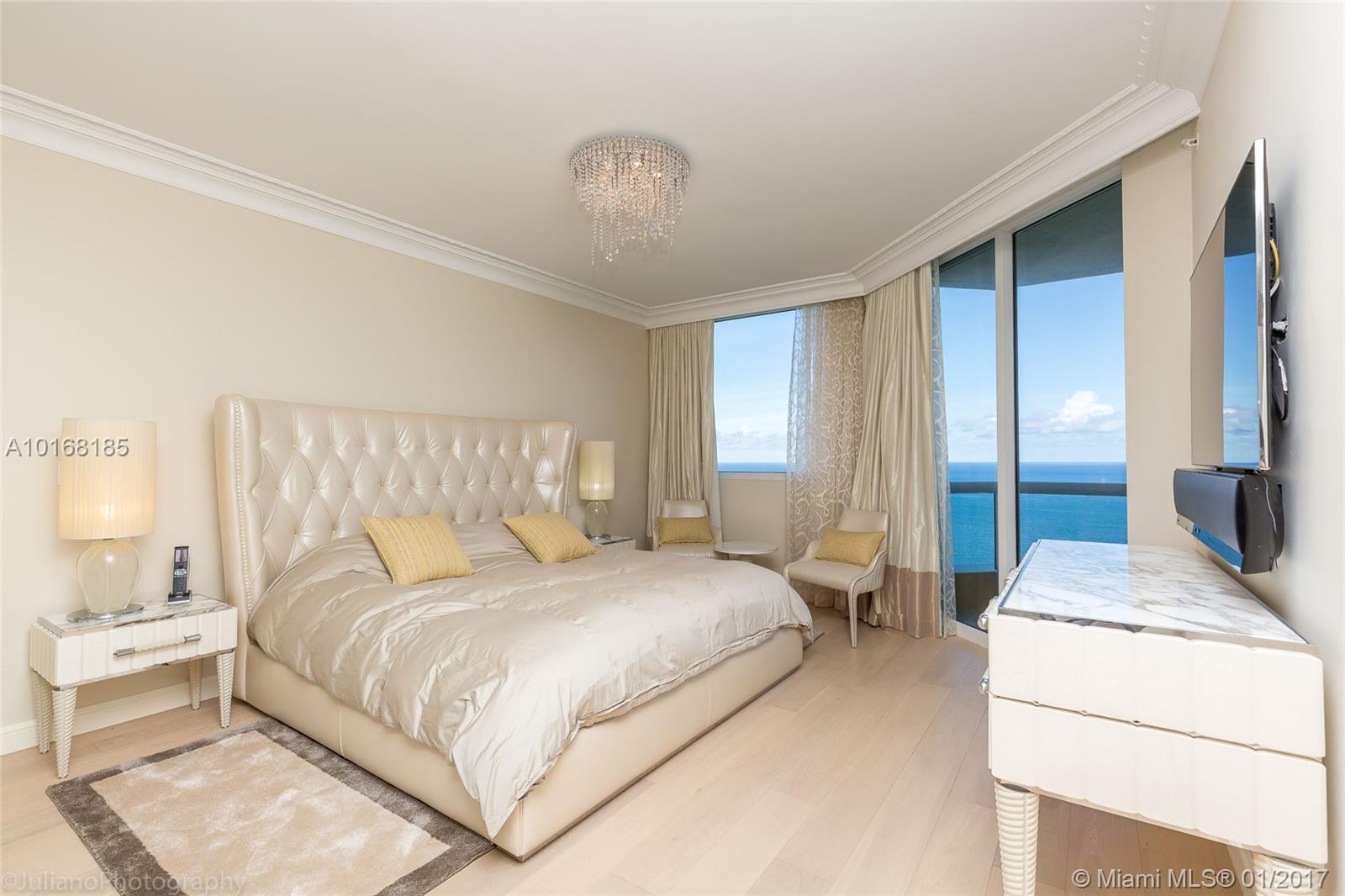 Acqualina