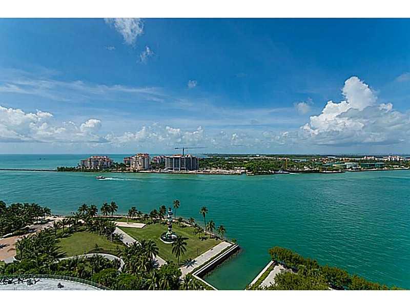 800 S POINTE DR #1504, Miami Beach FL 33139