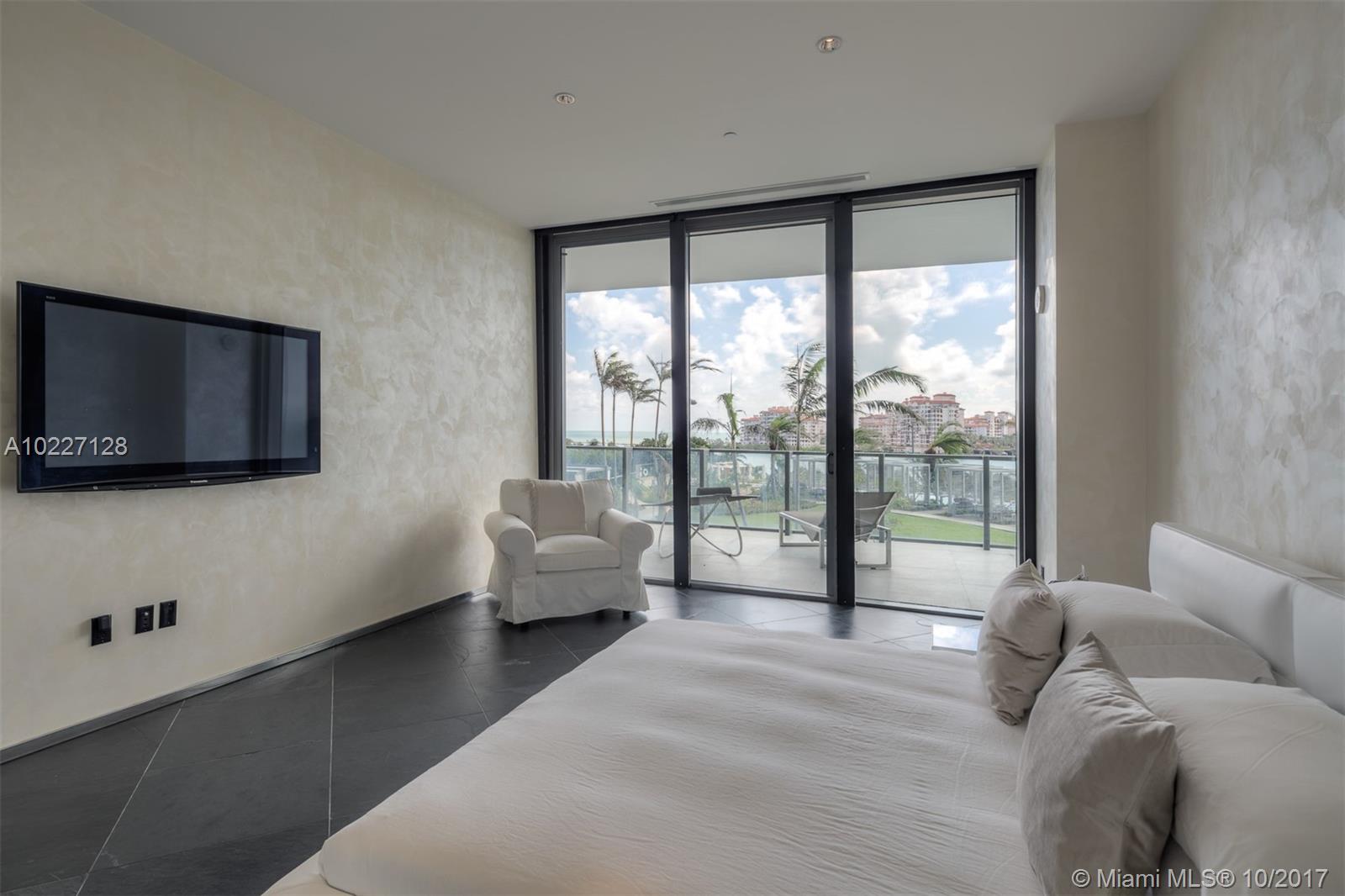 800 S Pointe Dr #502, Miami Beach FL 33139
