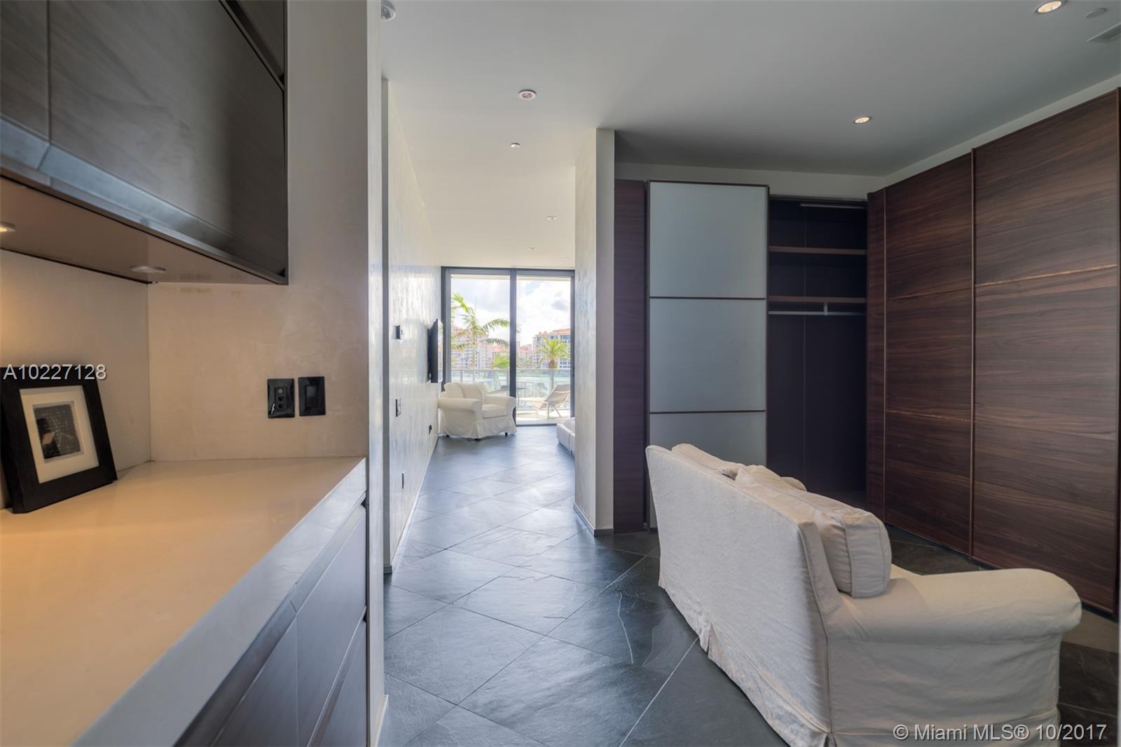 800 S Pointe Dr #502, Miami Beach FL 33139