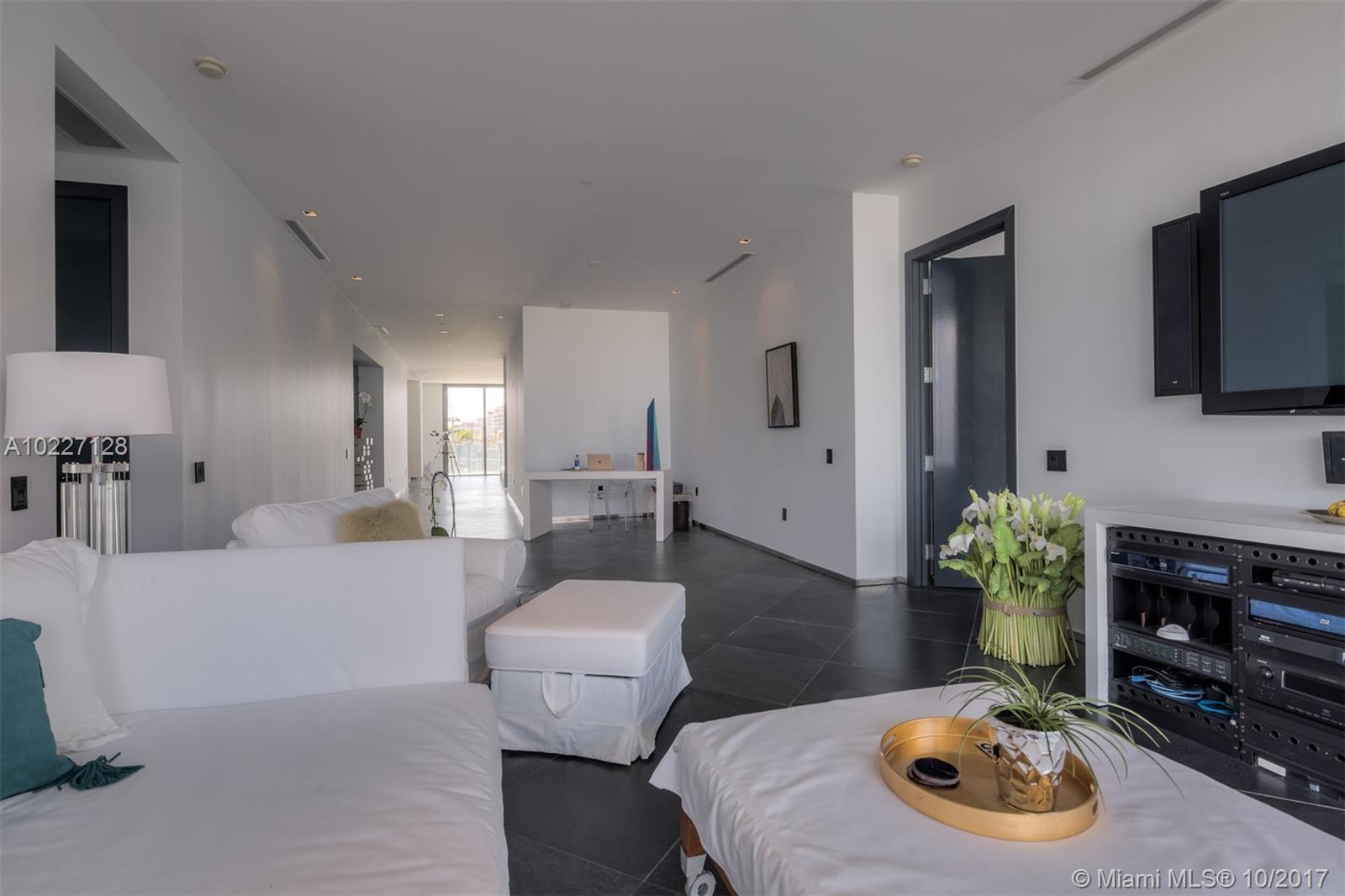 800 S Pointe Dr #502, Miami Beach FL 33139