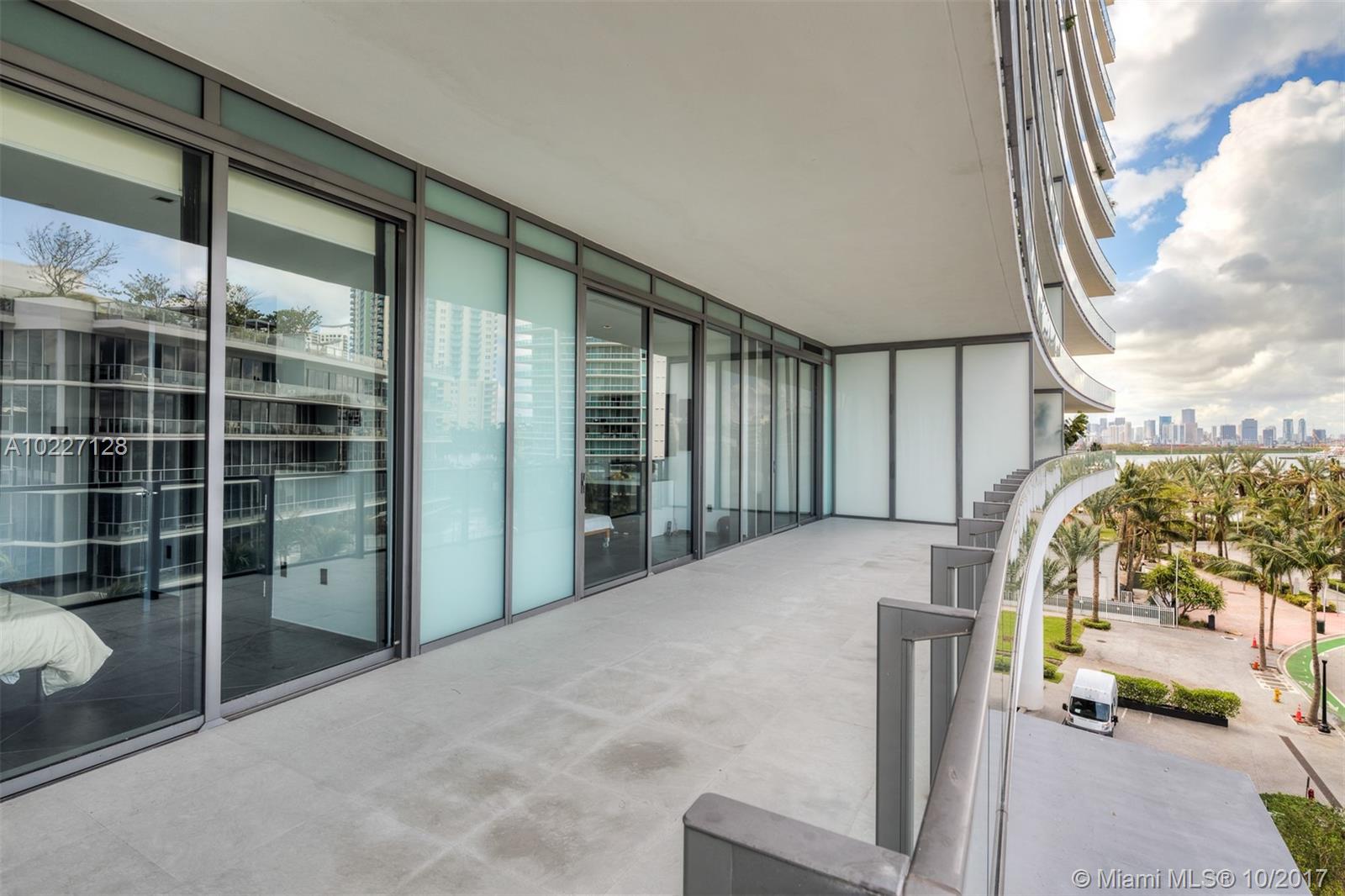 800 S Pointe Dr #502, Miami Beach FL 33139