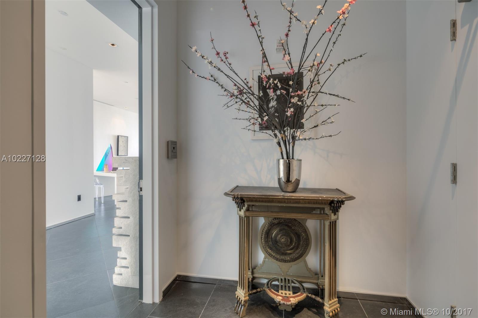 800 S Pointe Dr #502, Miami Beach FL 33139