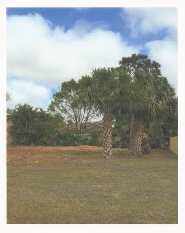 Homes for sale in Port Saint Lucie, FL | 5725 Nw Alcazar Terrace, Port Saint Lucie, FL 34986 | MLS# R10311483