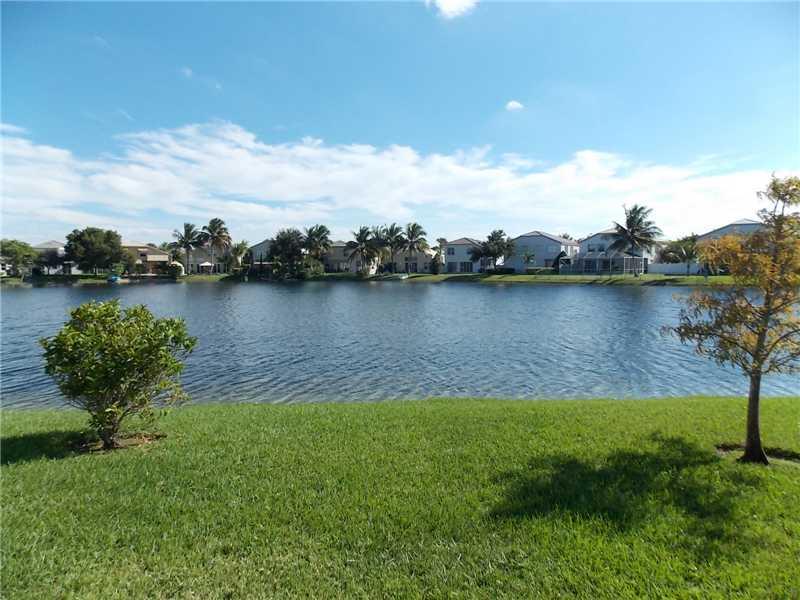 Homes for sale in Pembroke Pines, FL | 15696 Nw 12Th Mnr, Pembroke Pines, FL 33028 | MLS# A1863893