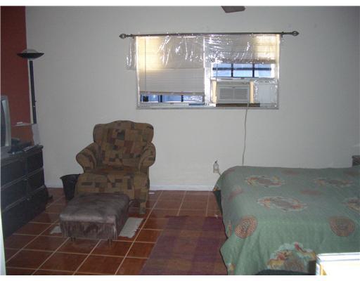 Homes for sale in Hollywood, FL | 2200 Monroe St #33, Hollywood, FL 33020 | MLS# A1632850