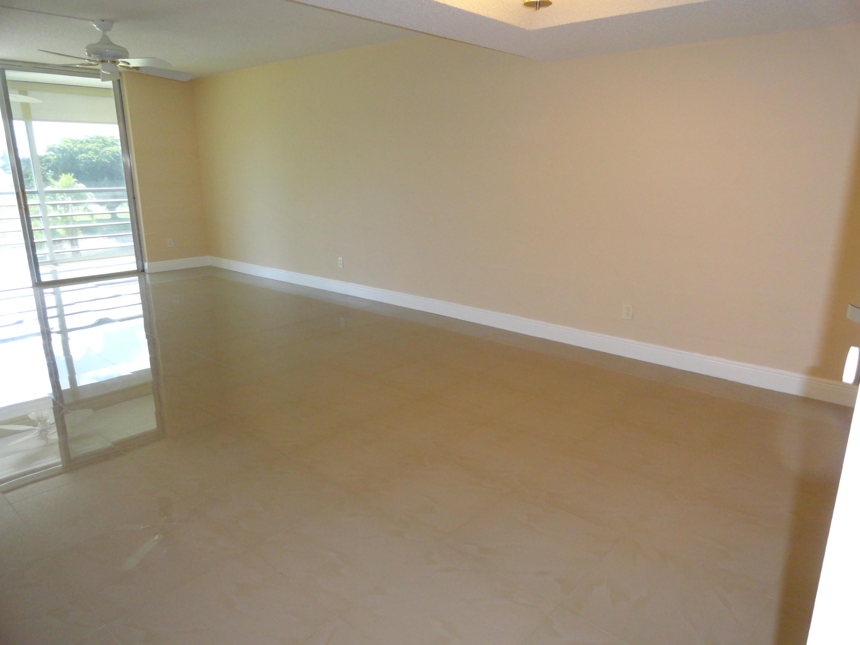 Homes for sale in Lake Worth, FL | 6698 10Th Avenue N #426, Lake Worth, FL 33467 | MLS# R10363921