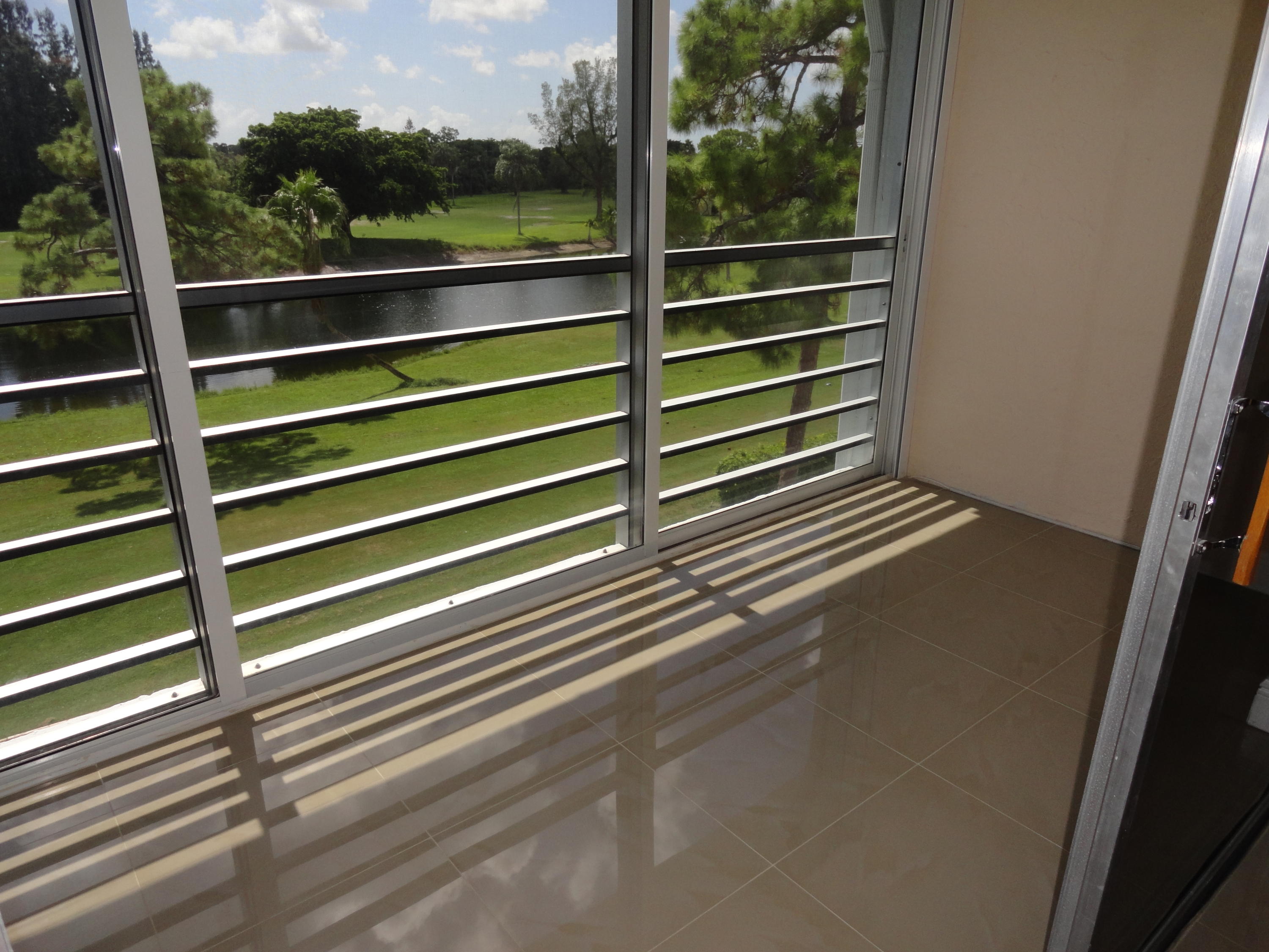 Homes for sale in Lake Worth, FL | 6698 10Th Avenue N #426, Lake Worth, FL 33467 | MLS# R10363921