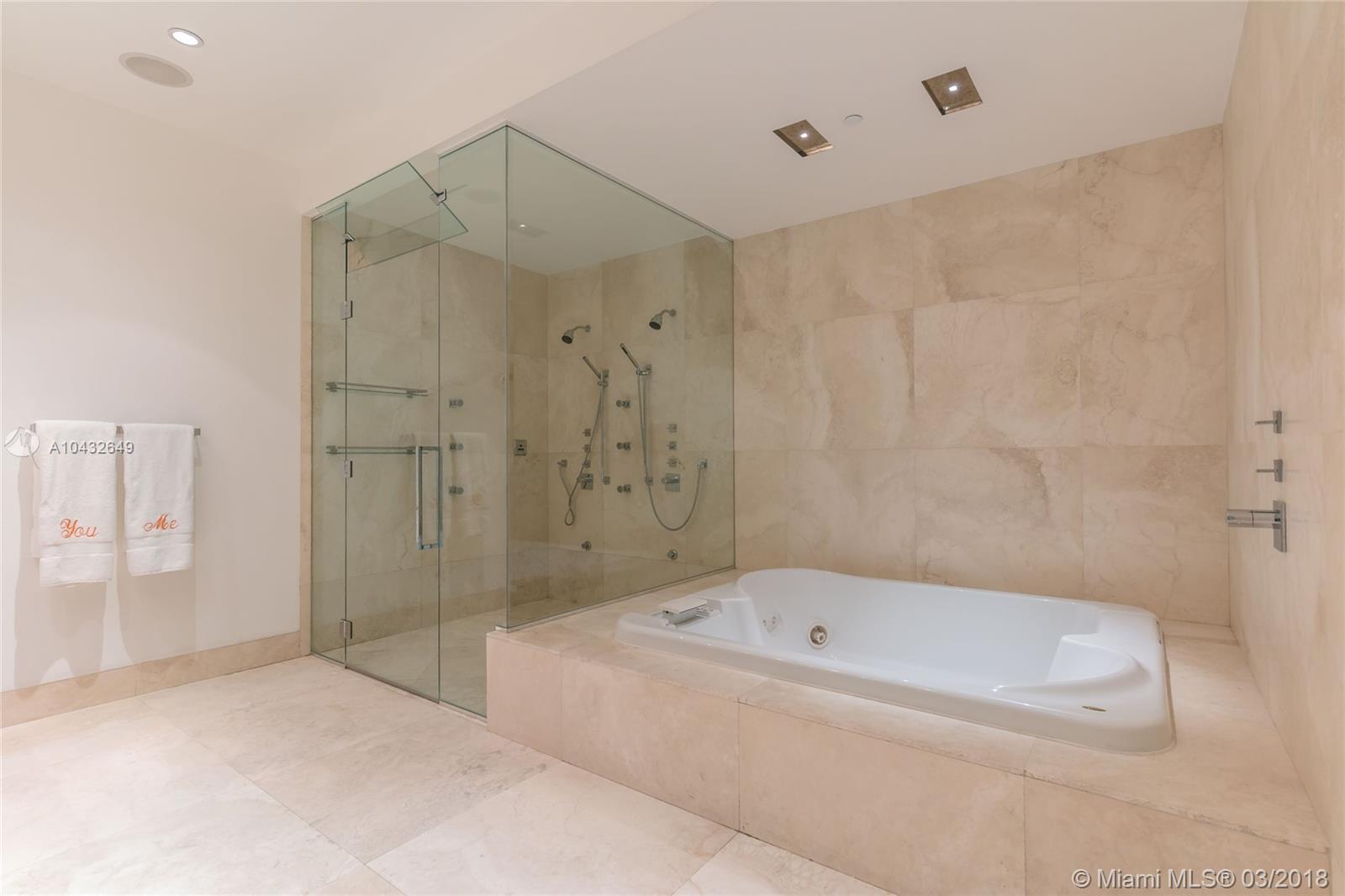 800 S Pointe Dr #602, Miami Beach FL 33139