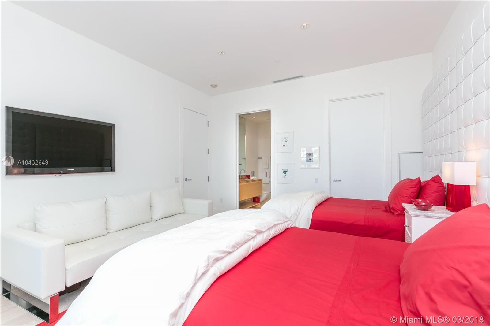 800 S Pointe Dr #602, Miami Beach FL 33139