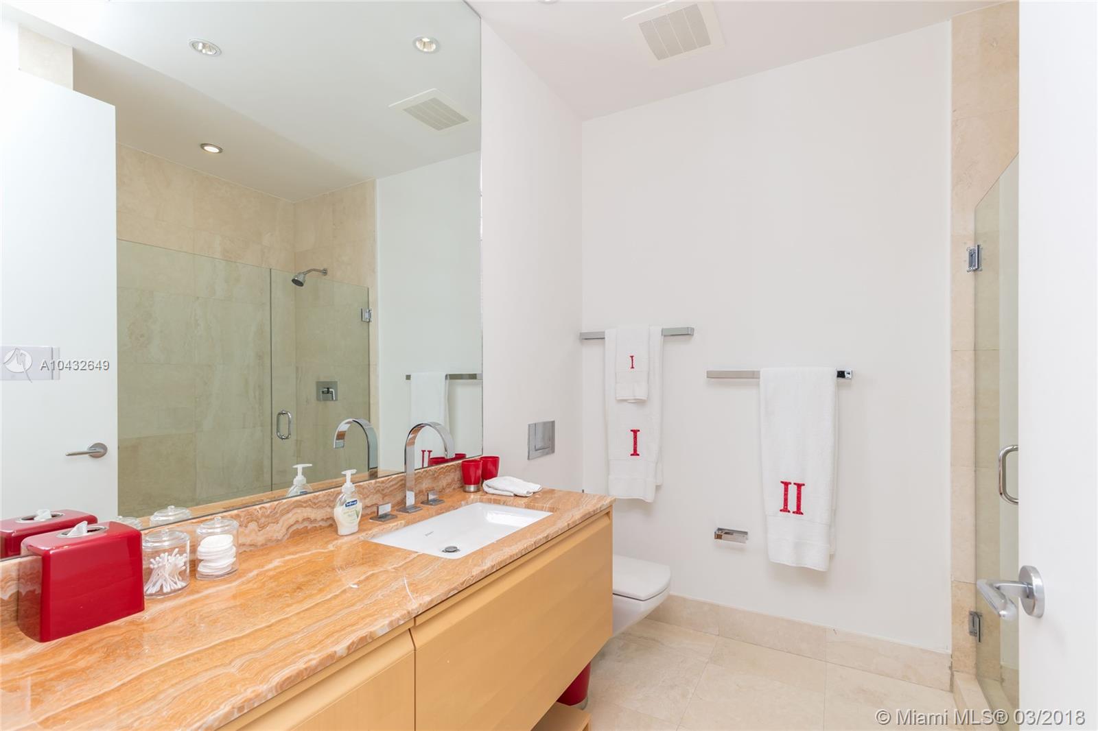 800 S Pointe Dr #602, Miami Beach FL 33139