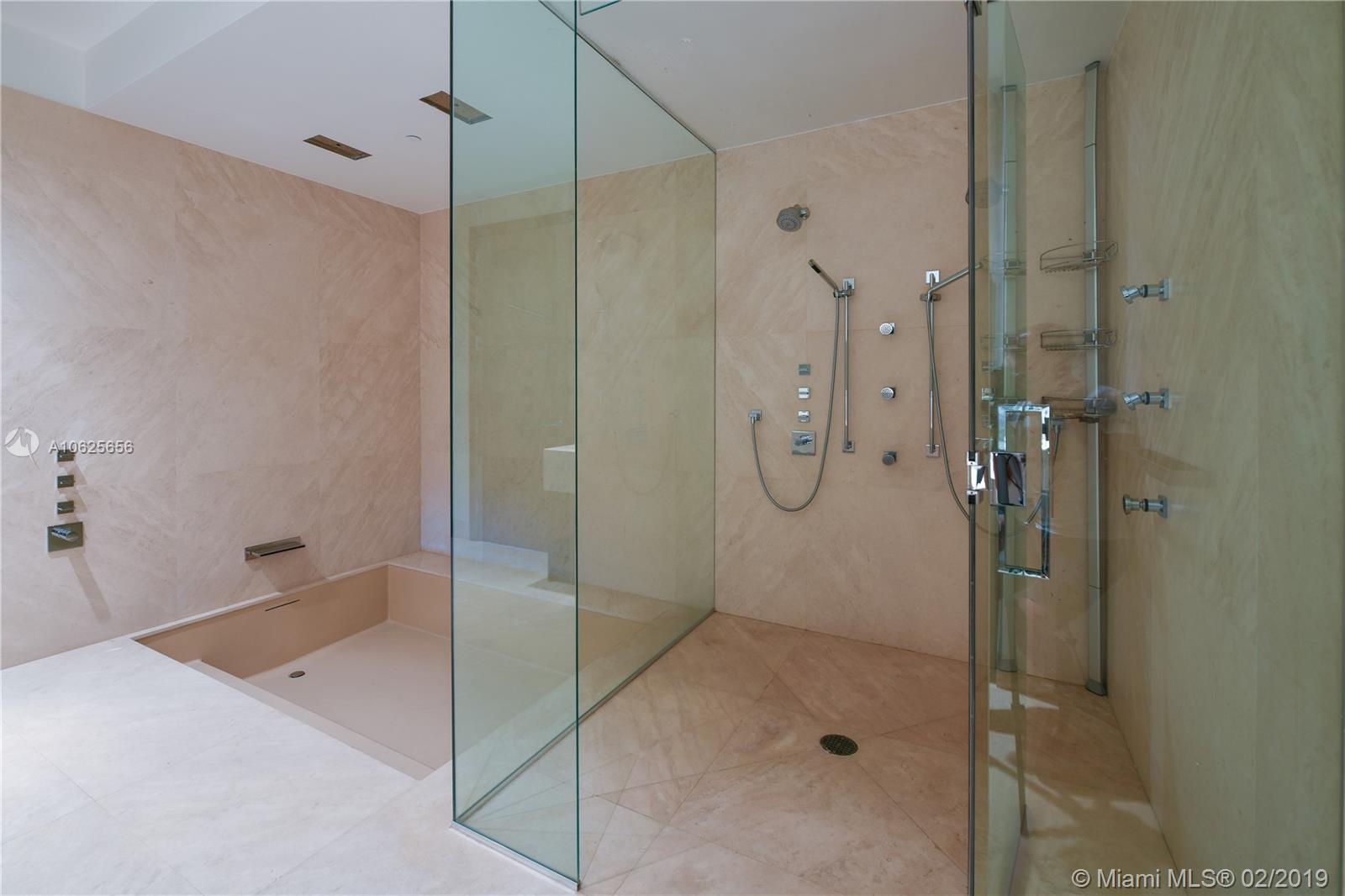 800 S Pointe Dr #1903, Miami Beach FL 33139
