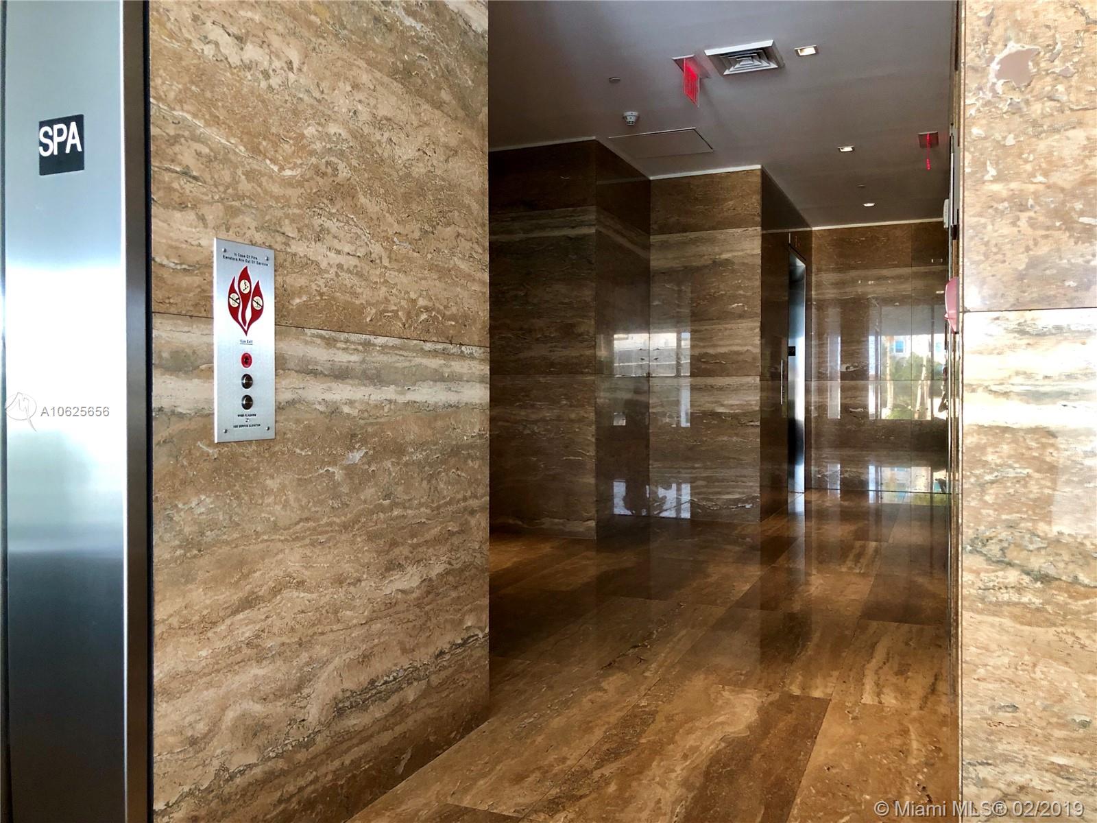 800 S Pointe Dr #1903, Miami Beach FL 33139