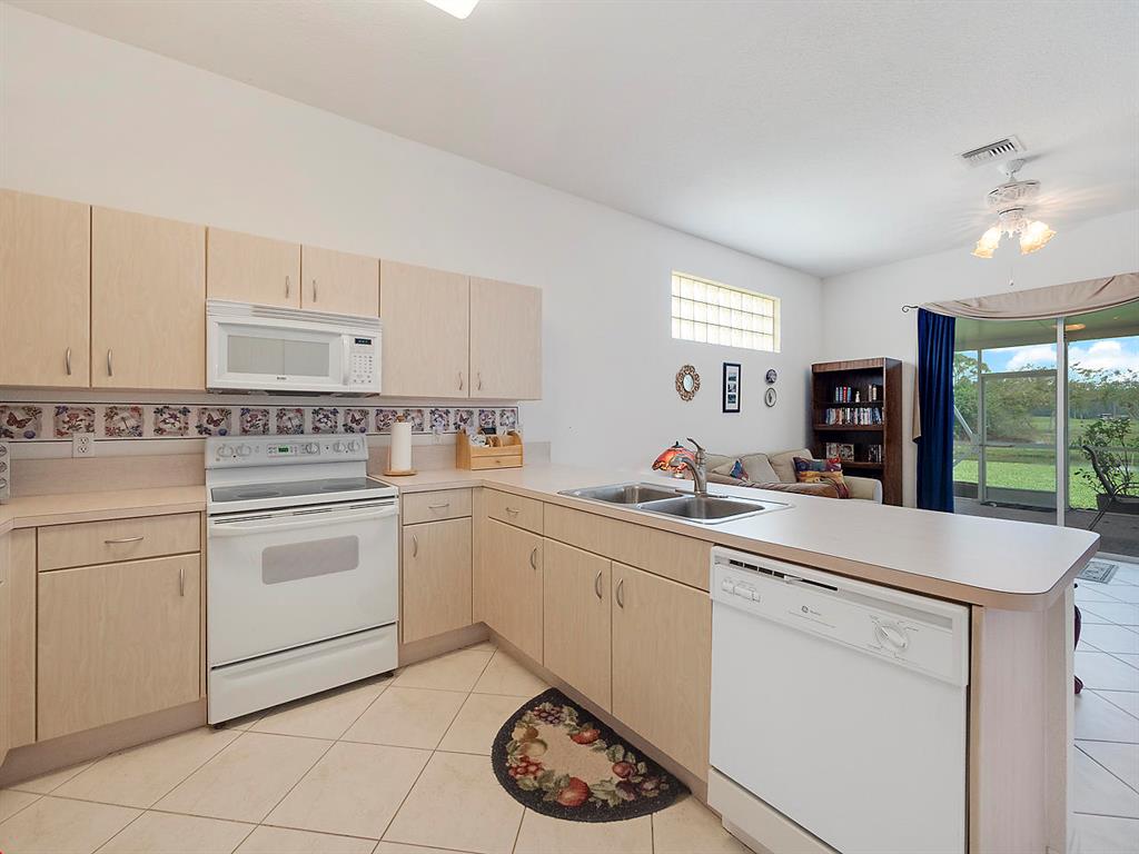 Homes for sale in Royal Palm Beach, FL | 114 Prestige Dr, Royal Palm Beach, FL 33411 | MLS# R10517109