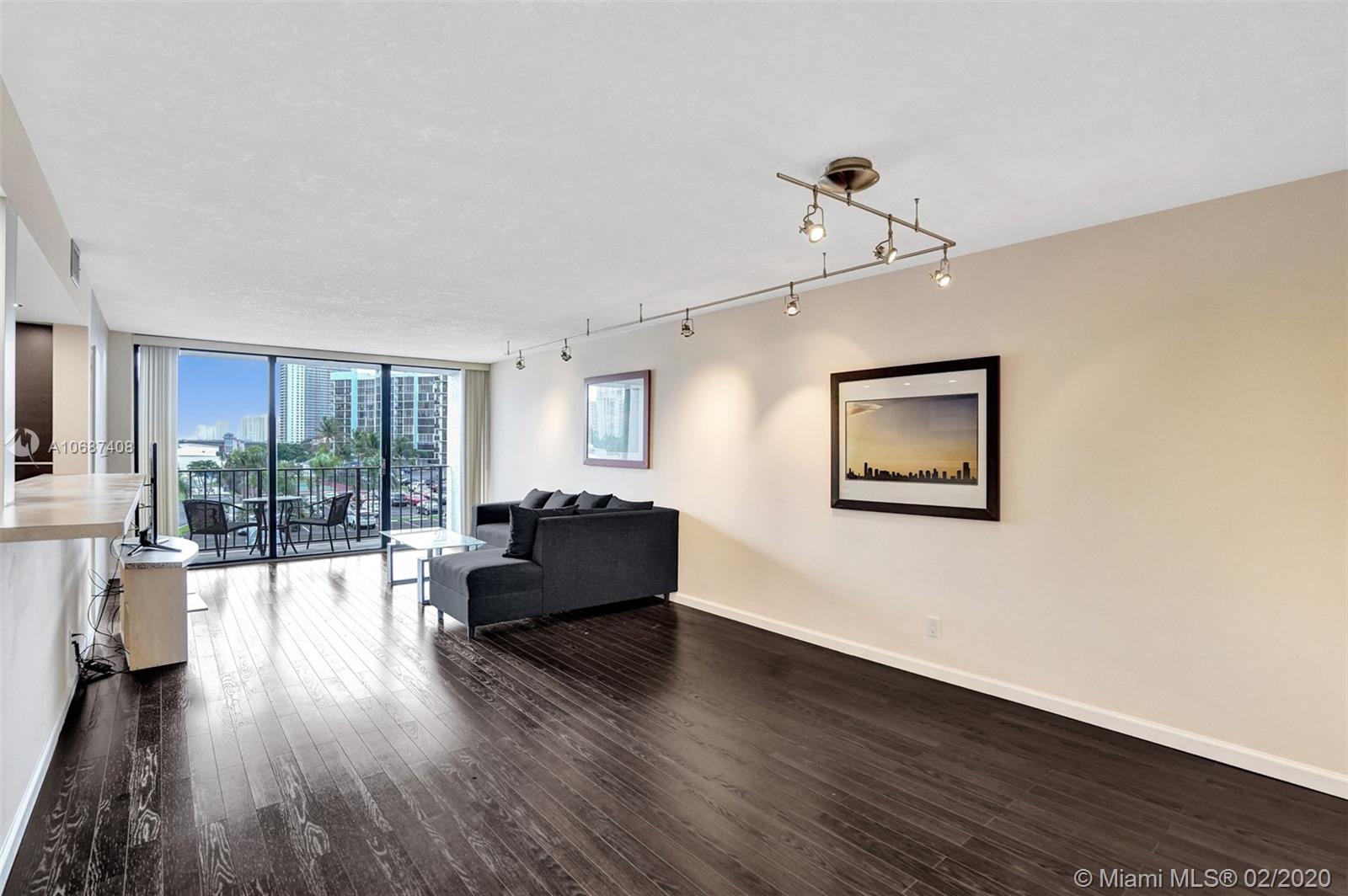 Towers Of Oceanview East