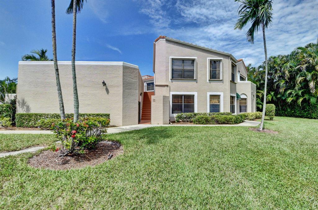 Homes for sale in Boca Raton, FL | 6670 Villa Sonrisa Dr #224, Boca Raton, FL 33433 | MLS# R10542418