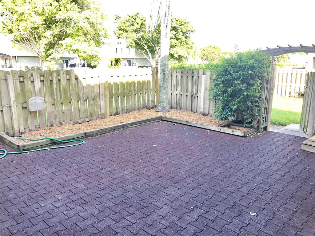 Homes for sale in Wellington, FL | 1586 Shaker Circle, Wellington, FL 33414 | MLS# R10543339