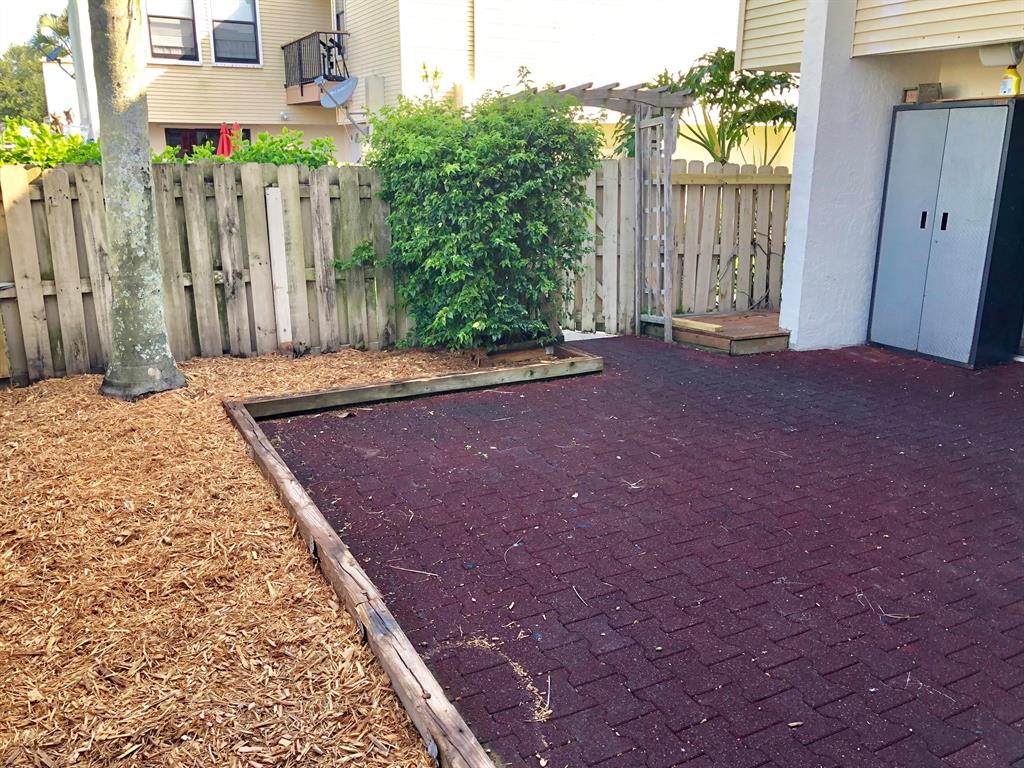 Homes for sale in Wellington, FL | 1586 Shaker Circle, Wellington, FL 33414 | MLS# R10543339