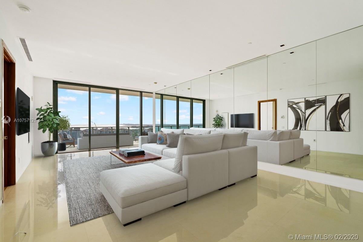 800 S Pointe Dr #1802, Miami Beach FL 33139