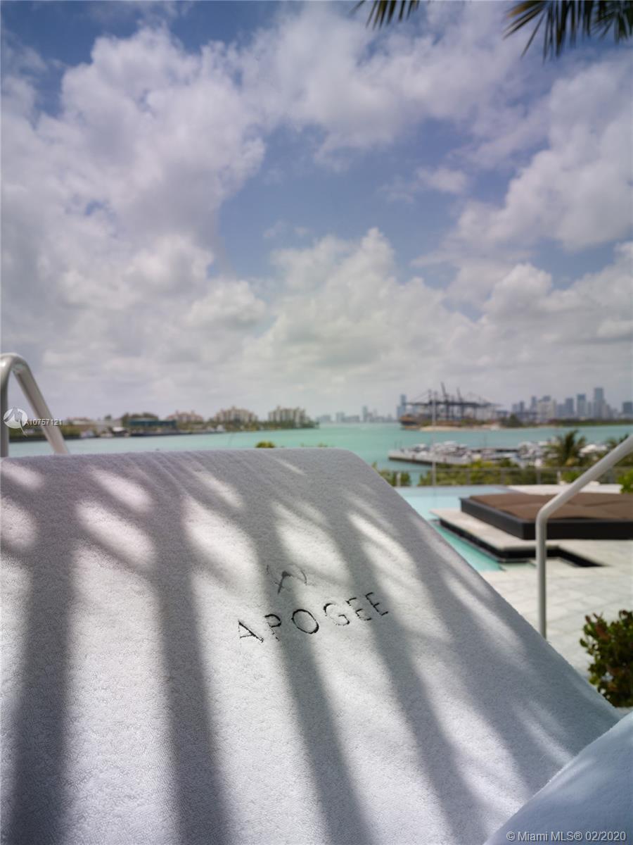 800 S Pointe Dr #1802, Miami Beach FL 33139