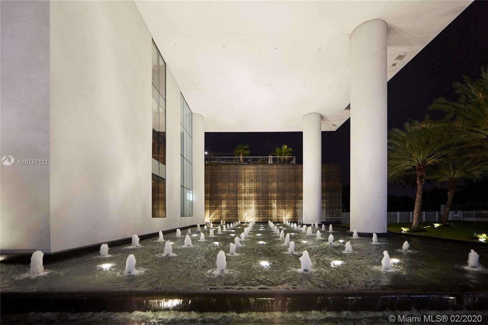 800 S Pointe Dr #1802, Miami Beach FL 33139