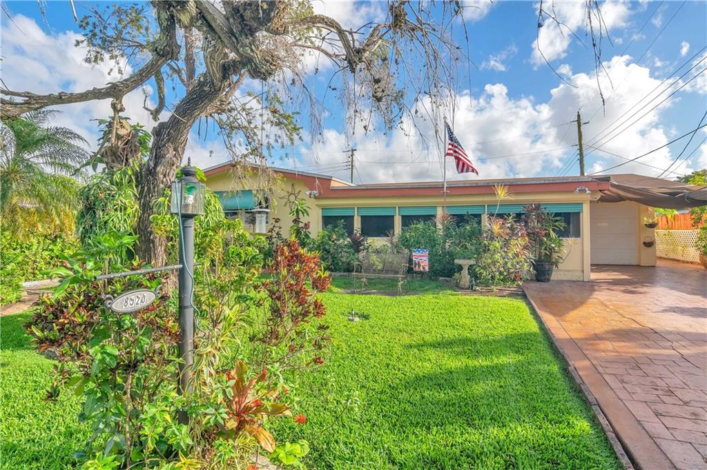 8520 12th St Pembroke Pines FL 33024 | F10273416