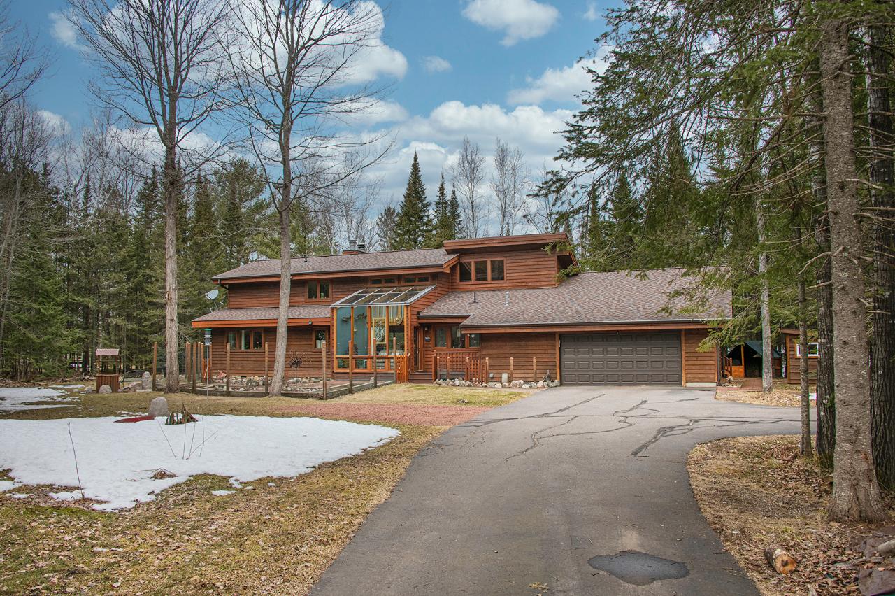 Muskellunge Lake (C) Property 2033 Musky Road Photo 1