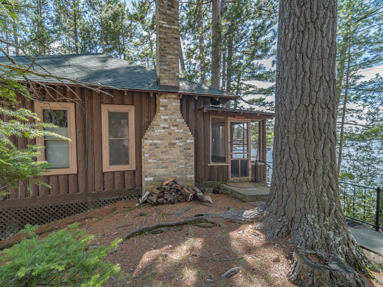 Plum Lake Property 8711 Poolside Ln Photo 1