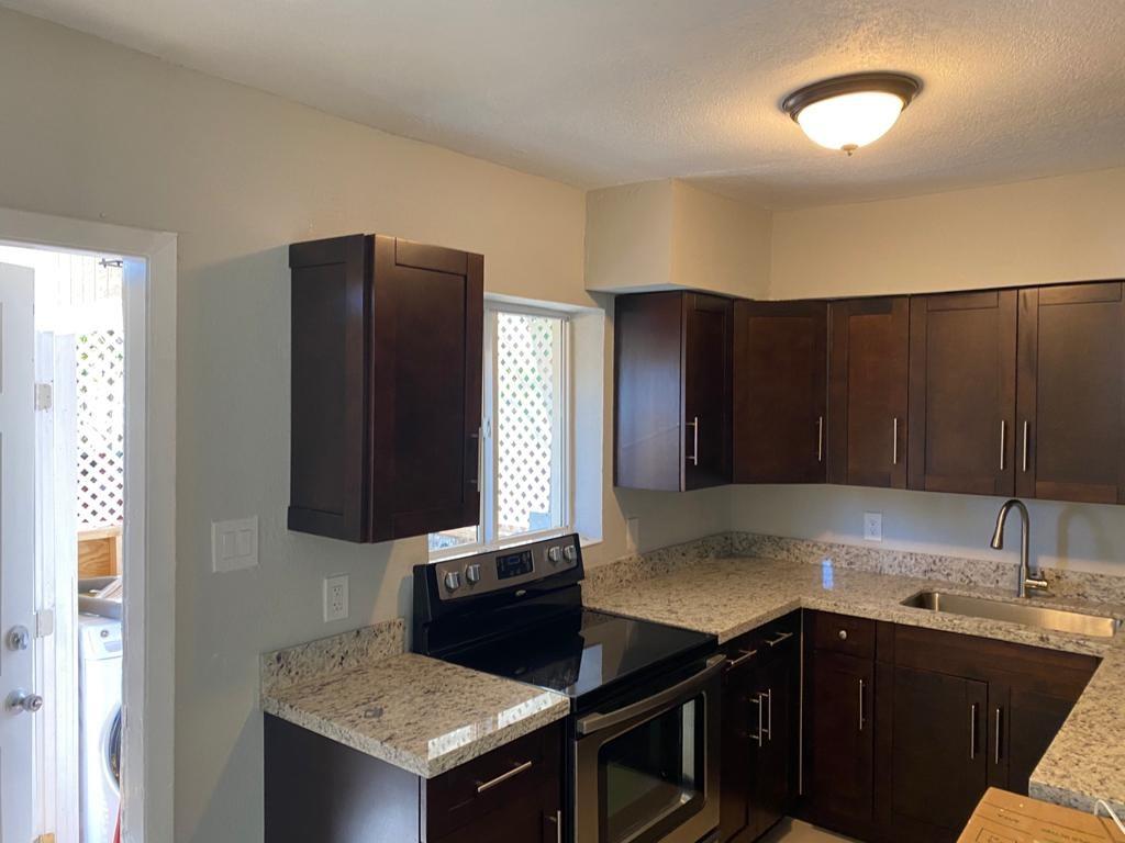 5024 Sw 23rd West Park FL 33023 | F10287605