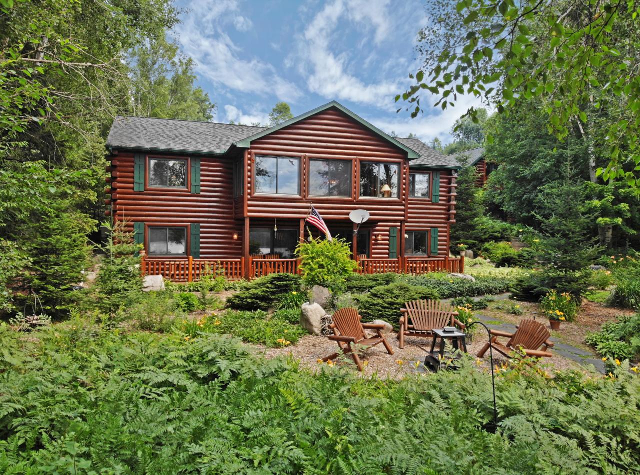 Spectacle Lake Property 1351 Spectacle Lake Ln Photo 1