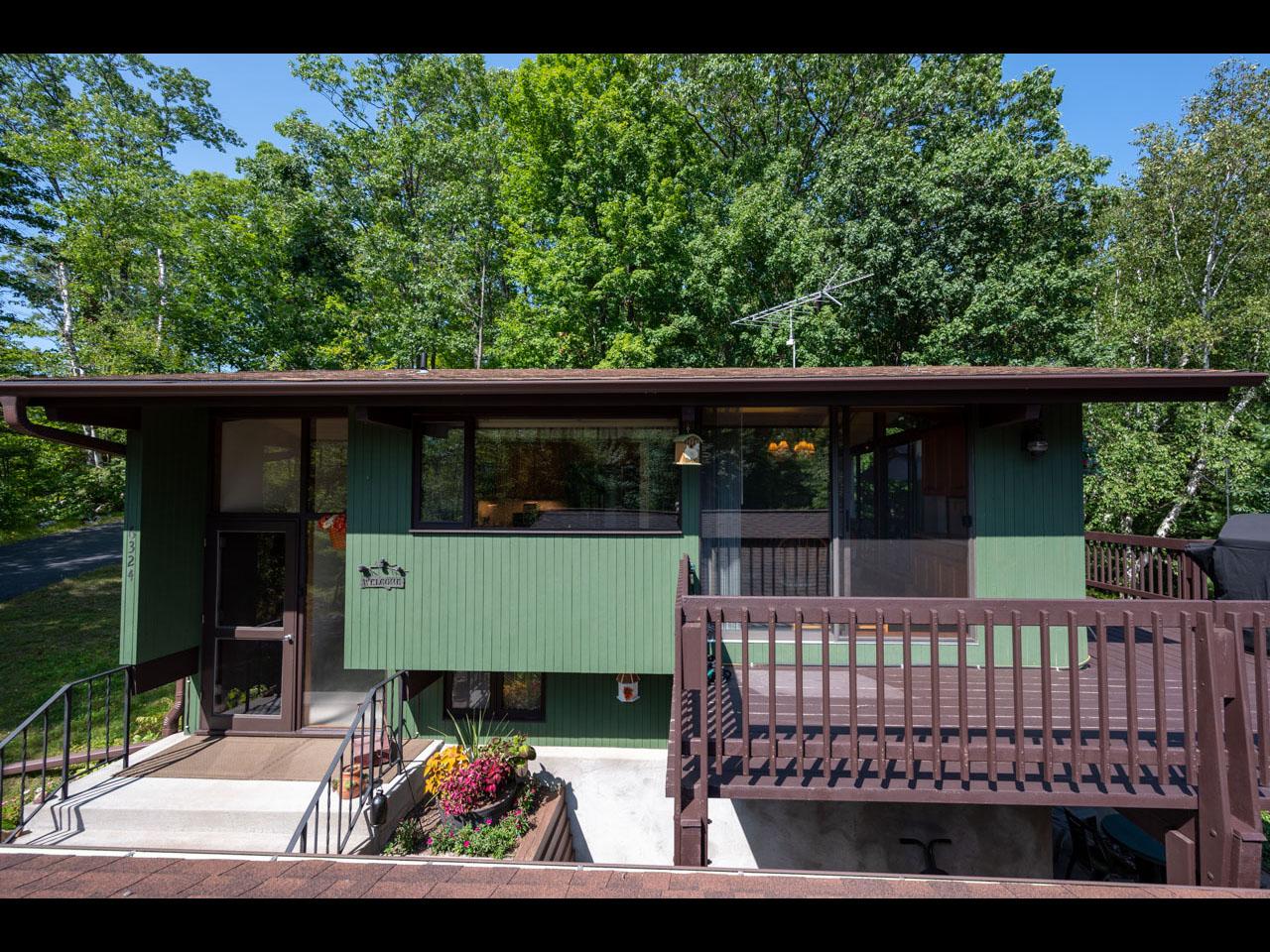 Little Crooked Lake Property 6324 Timber Oak Tr Photo 1