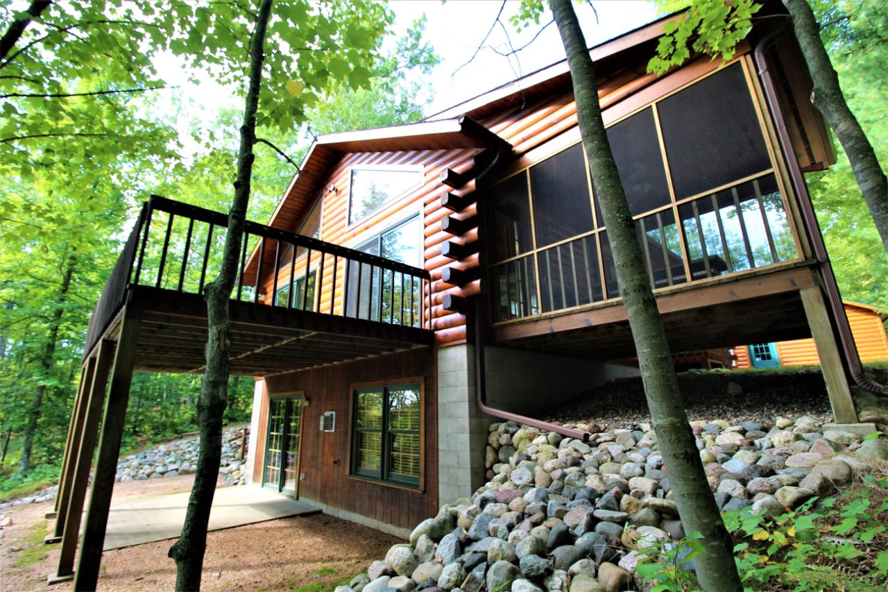 Squirrel Lake Property 8640 Bakely Cr E Photo 1