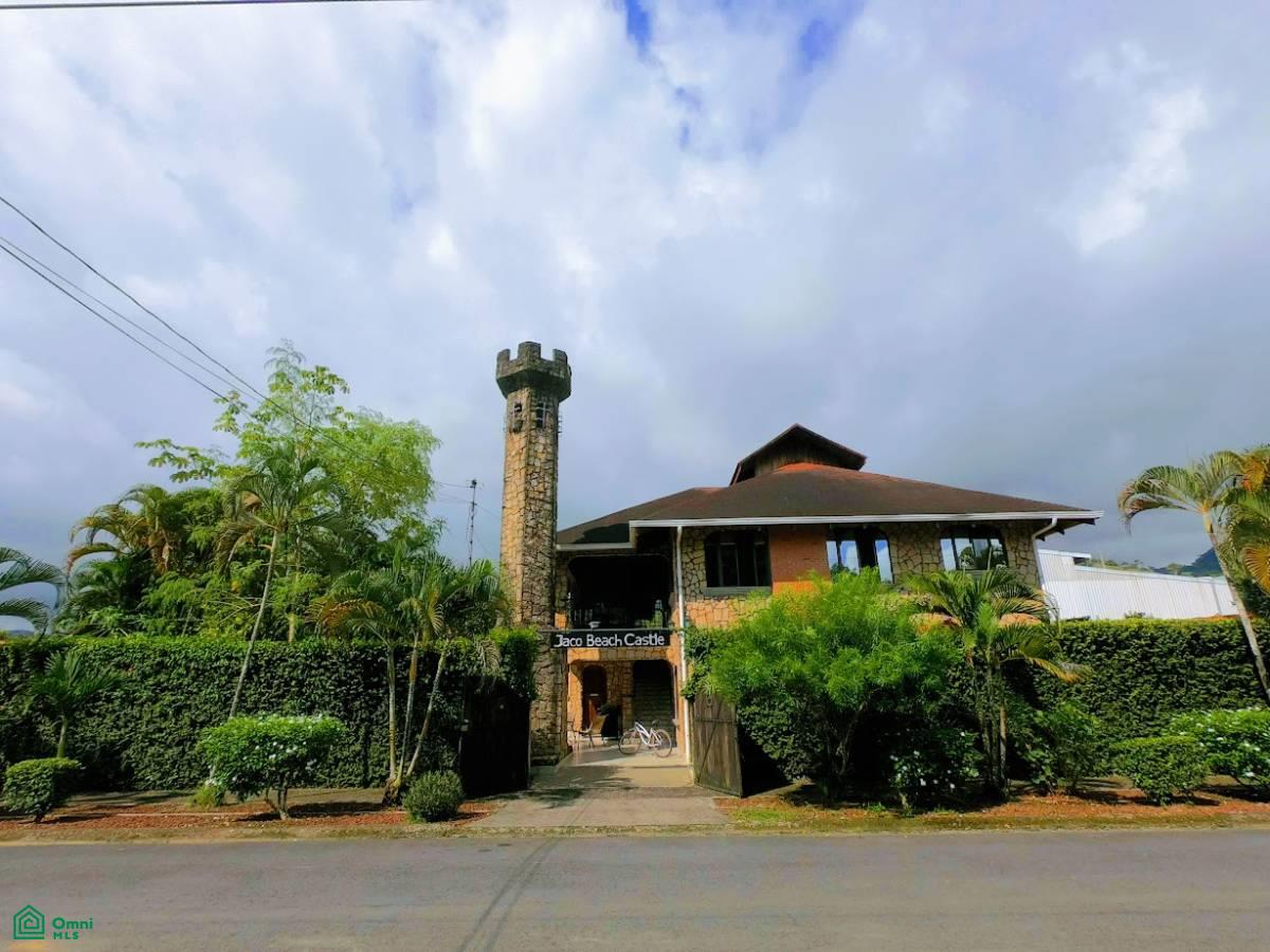 9 bed Single Family Homes For Sale in Garabito, Puntarenas - 1