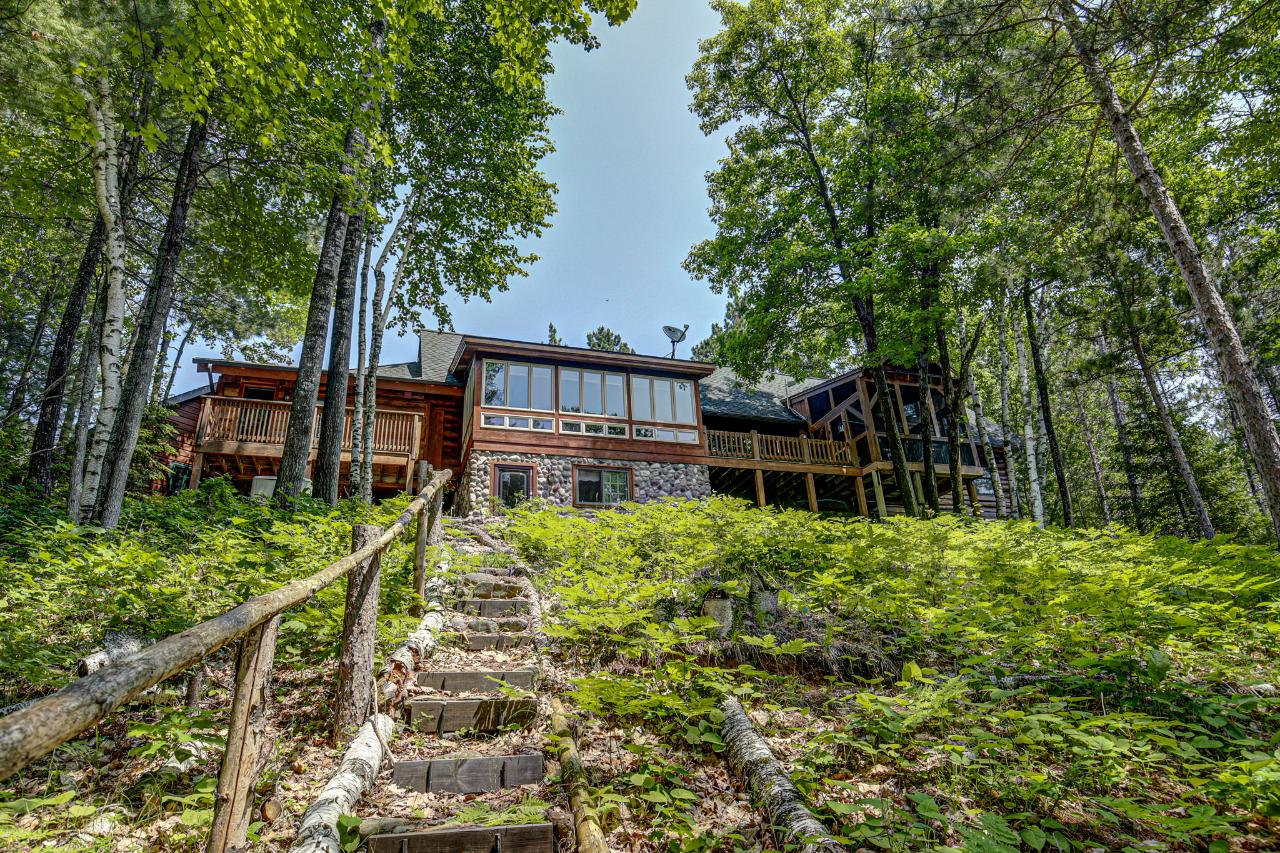 Lake of the Hills Property 4592 Lake Hills Landing Rd Photo 3