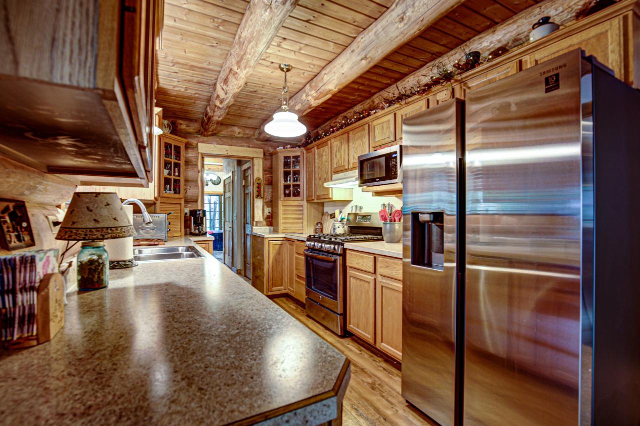 Lake of the Hills Property 4592 Lake Hills Landing Rd Photo 9