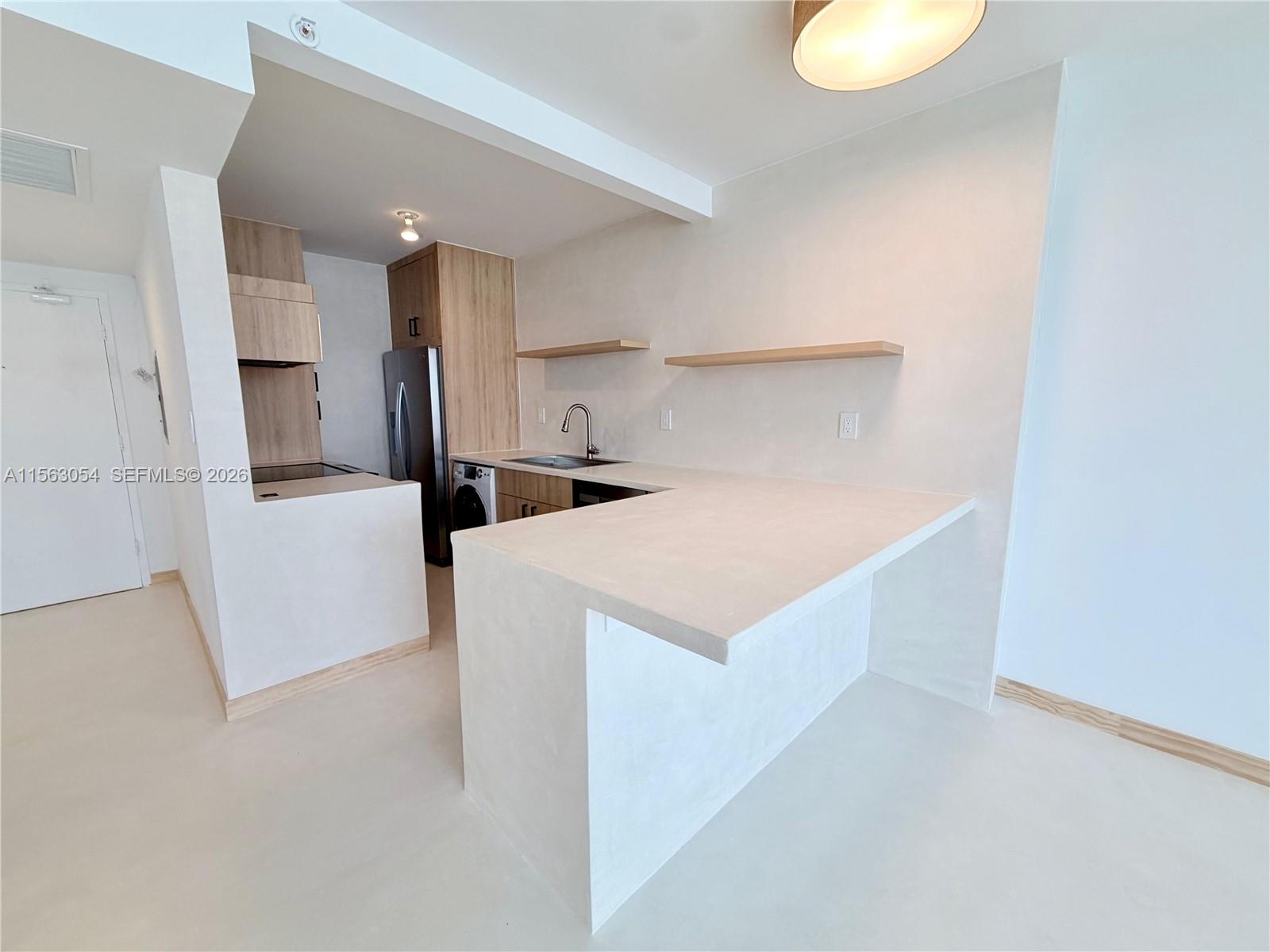 The Decoplage Condo