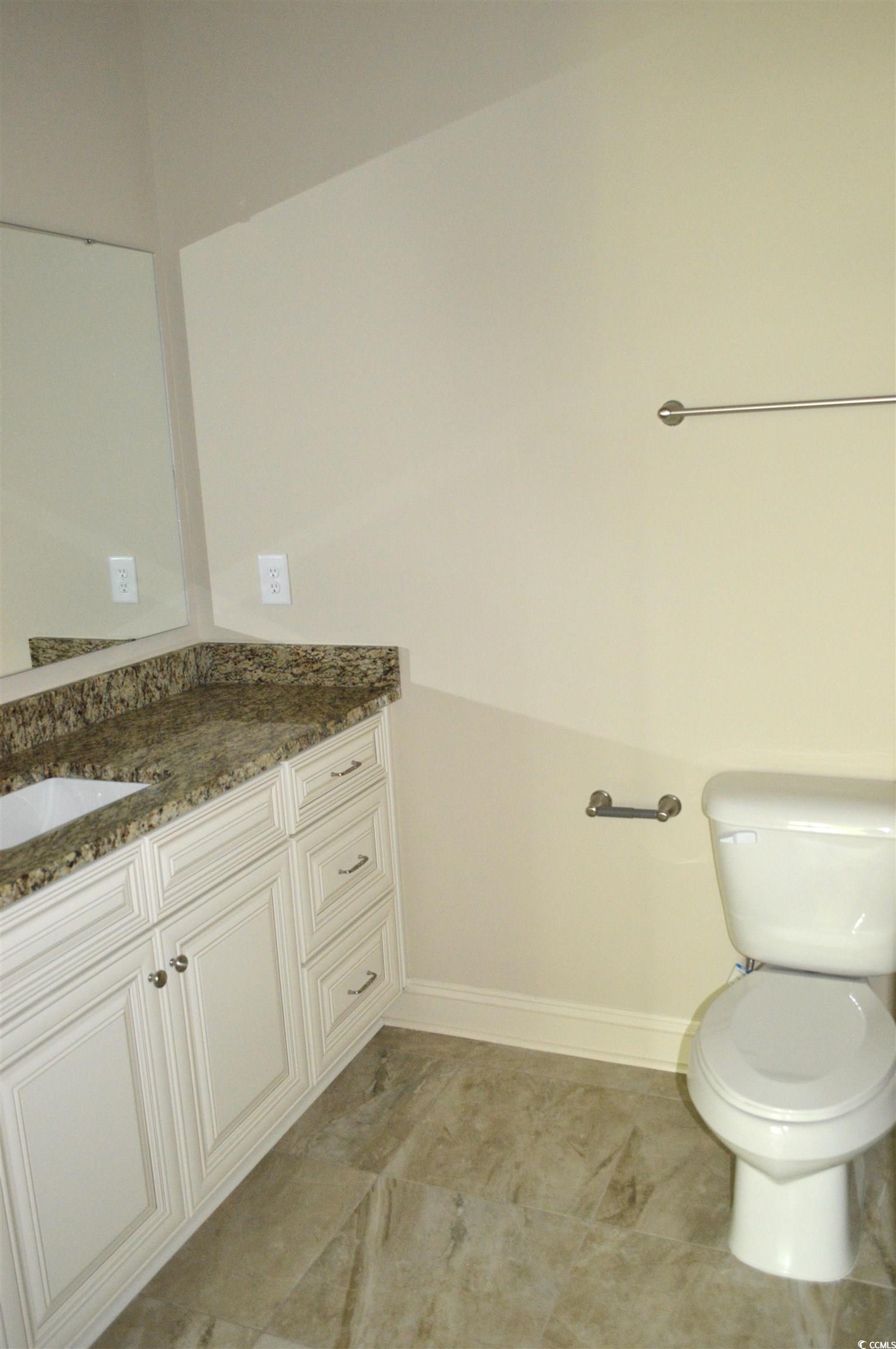2414311 | Photo 16